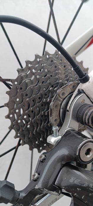 Bicicleta de Estrada em Carbono 10V