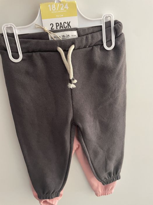 Mini paka ubranek, 4 sztuki, 2x body H&M i 2x spodnie dresowe Lefties