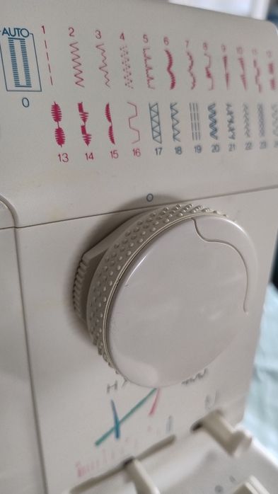 Maquina costura Singer semi profissional 400 Turbo