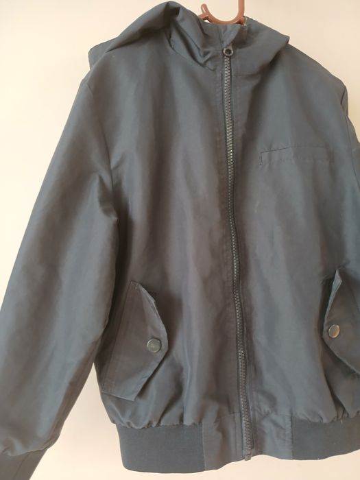 Kurtka wiatrówka chłopięca primark 128
Na wczesną jesień.