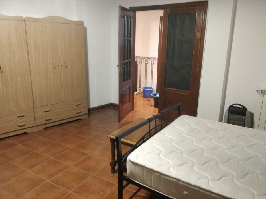 2 quartos junto polo principal da universidade