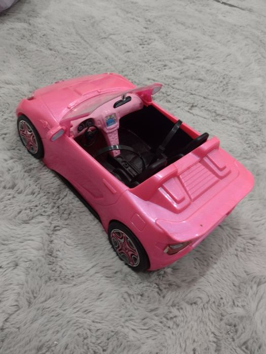 Kabriolet auto Barbie
