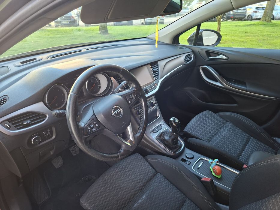 Opel Astra — fotografia 4