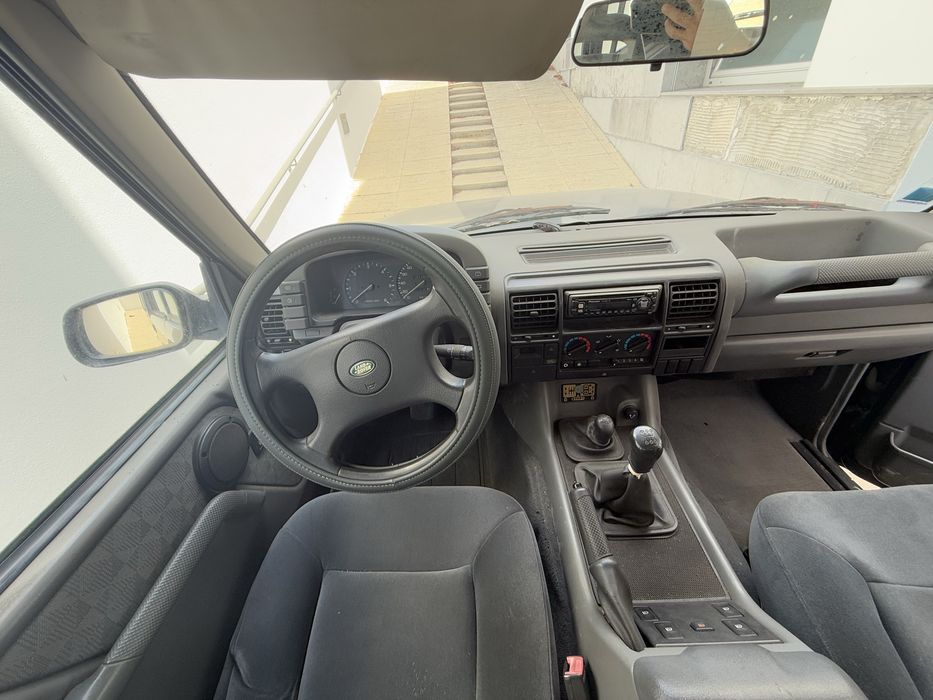 Land rover discovery 300