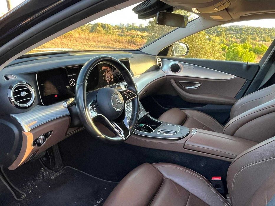 Carro Mercedes E300e