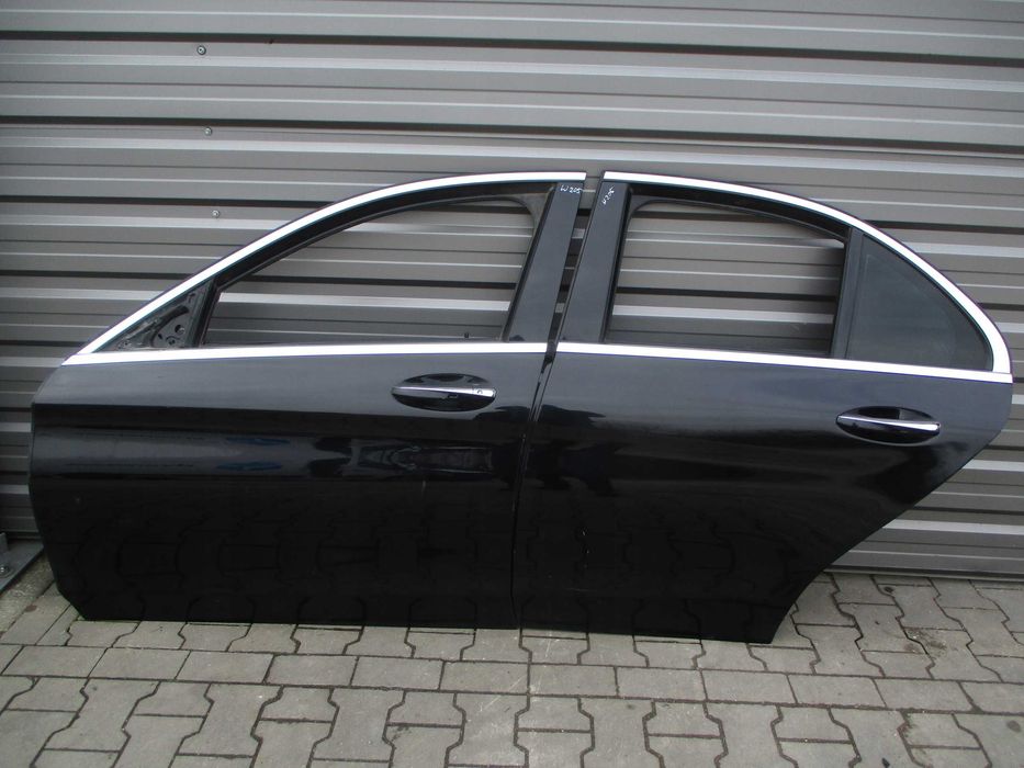 MERCEDES C-Class W205 Двері перед зад ліві праві