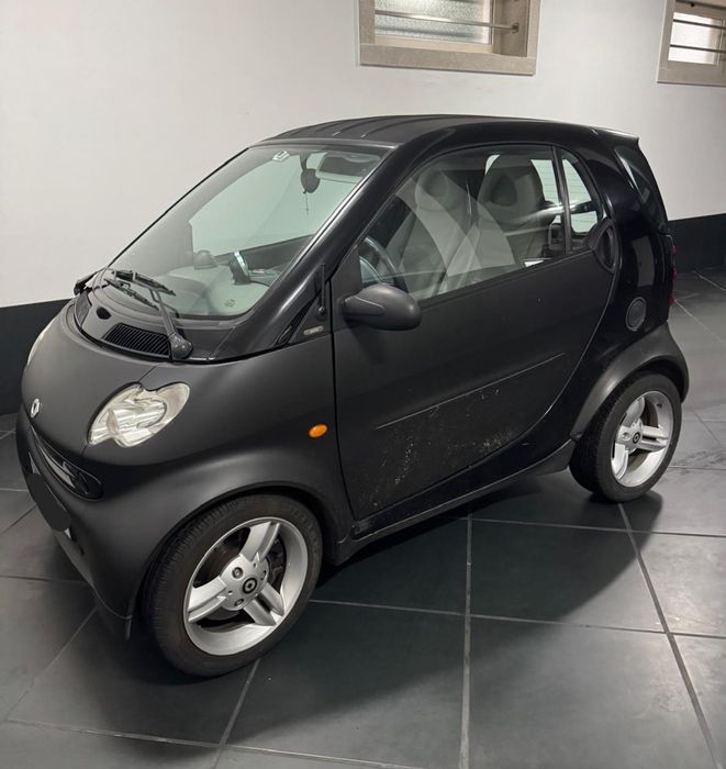 Smart Fortwo ac, pele e 75 mil kms