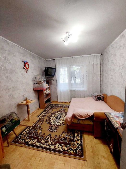 Продаётся просторная 2-комнатная квартира на ул. Высоцкого