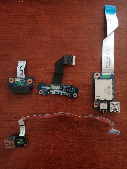 Lenovo IdeaPad P580 USB Port i inne porty