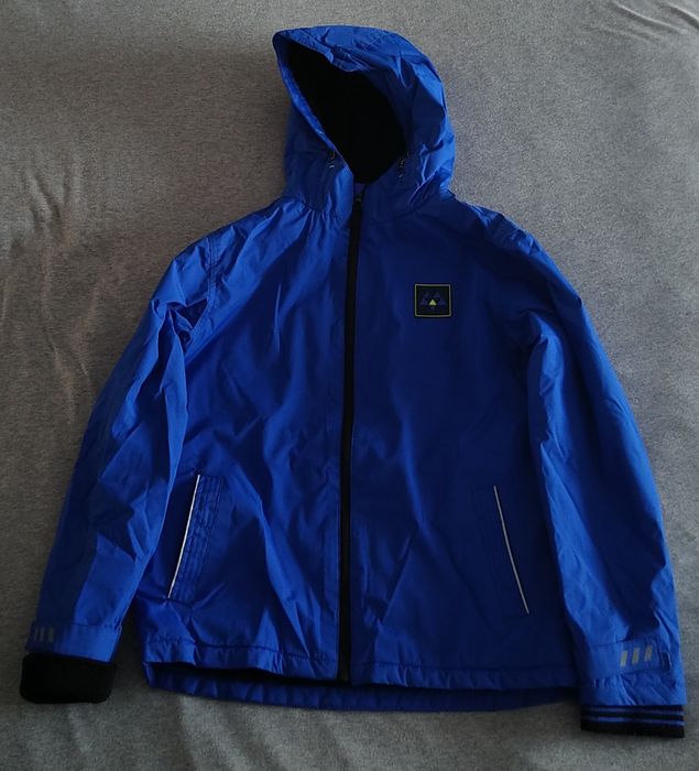 Casacos/kispo criança quentes e impermeáveis 10-12 anos