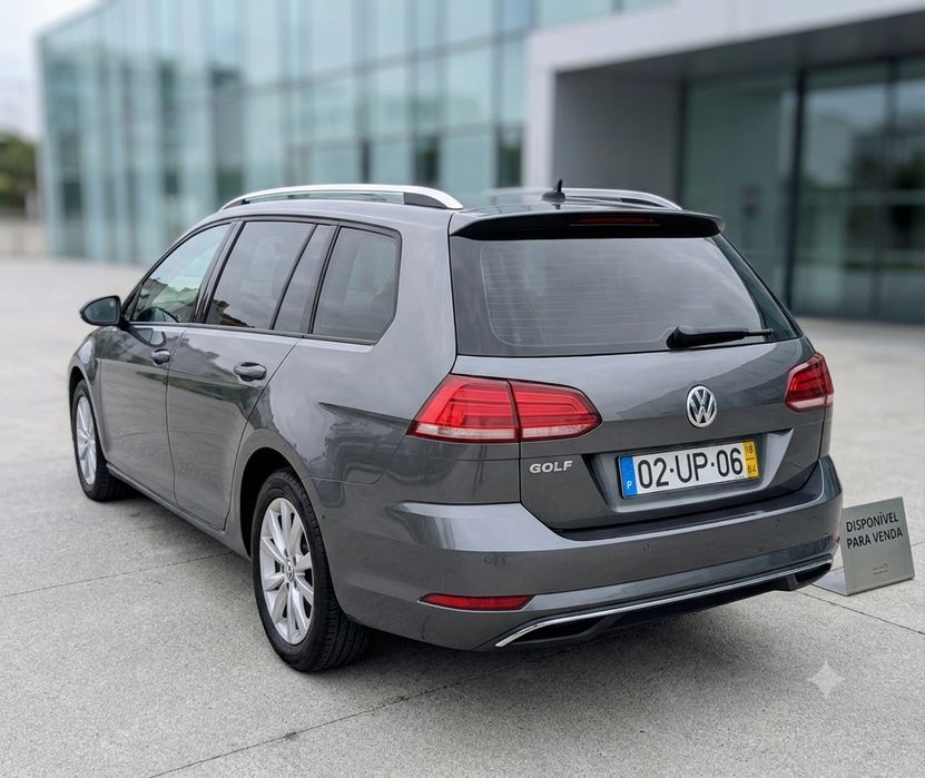 VW Golf VII Confortline (110 cv) – 2018 | Nacional