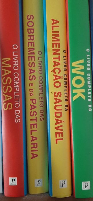 4 livros de várias receitas