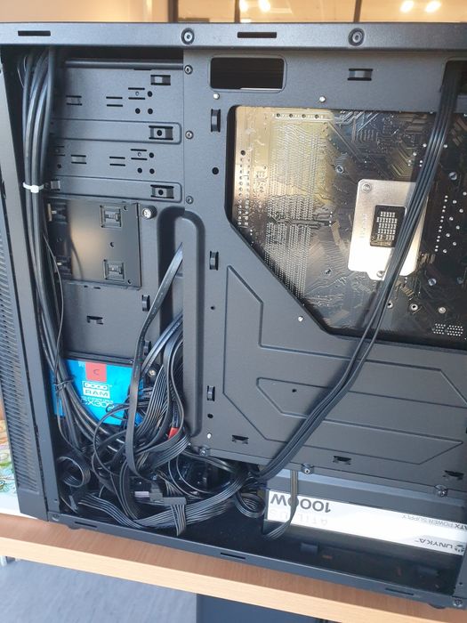 Vendo PC mod para renders.