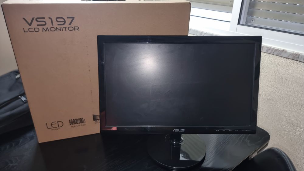 Monitor ASUS VS197 como novo