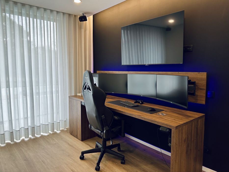 Triple Setup Gaming 3x monitor AOC 27" Curvo 2K 144Hz (CQ27G2U)