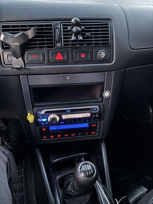 Гольф 4 1.6 16v 2003 рік