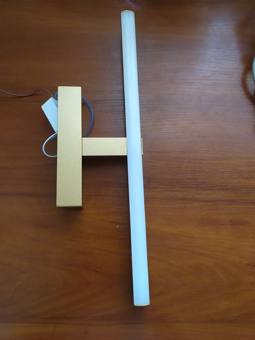 Kinkiet łazienkowy LED