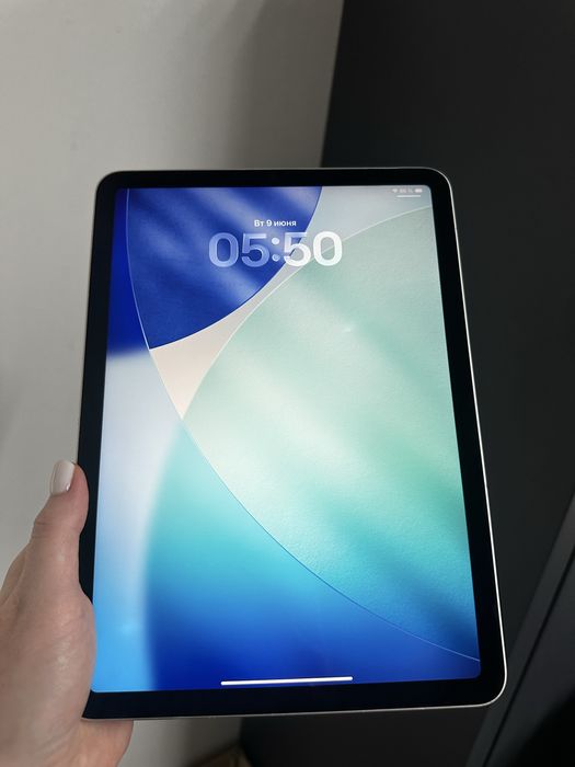 apple ipad air 4 - купити планшети - Ціна на OLX.ua