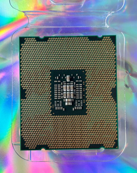 Intel Core i7-3820 LGA2011 X79 4C/8T 3.8 GHz Sandy Bridge-E