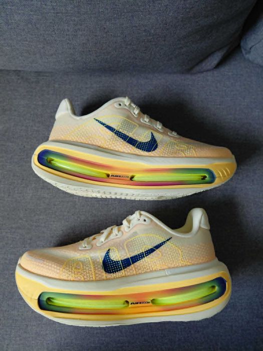 Nike Vomero Premium Alabaster
