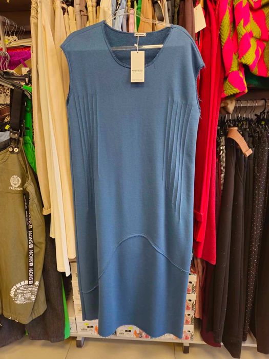 Sukienka Miss City Official niebieska M/L !!!