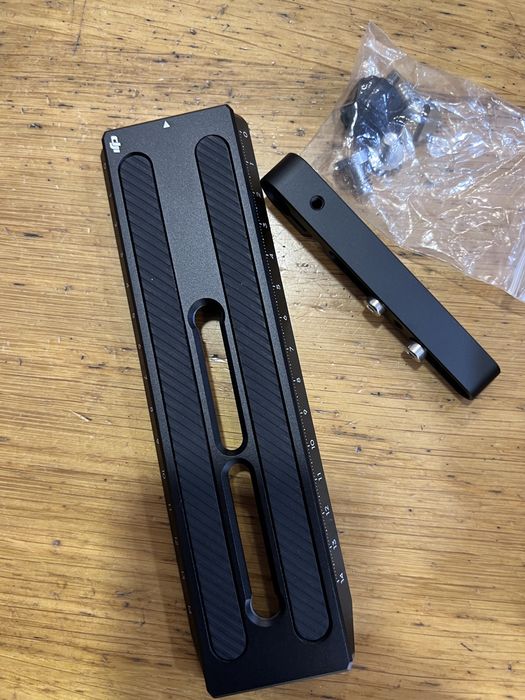 DJI Ronin Placa de Engate Rápido Alargada + Suporte Lente (RS2/RS3/RS4)