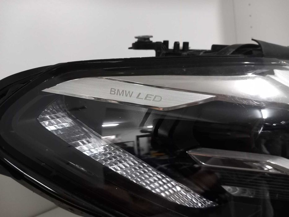 BMW Serie 5 G30/G31 full led farol direito
