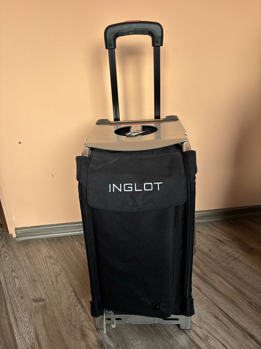 Kufer kosmetyczny ZUCA NOWY