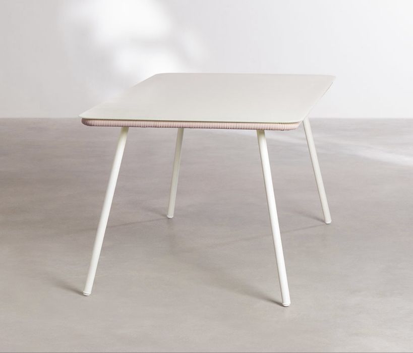 Conjunto exterior mesa e 4 cadeiras
