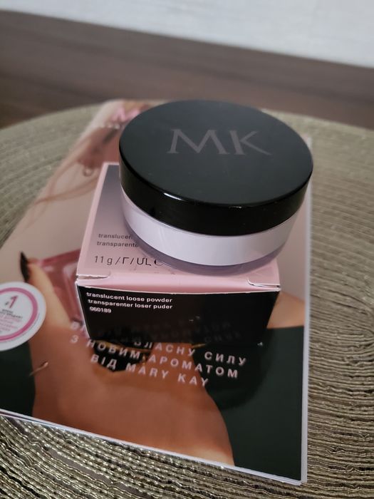 Пудра прозора нова Мері Кей