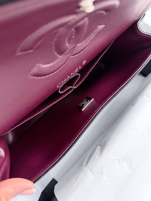 Шкіряна сумка у стилі Chanel Classic