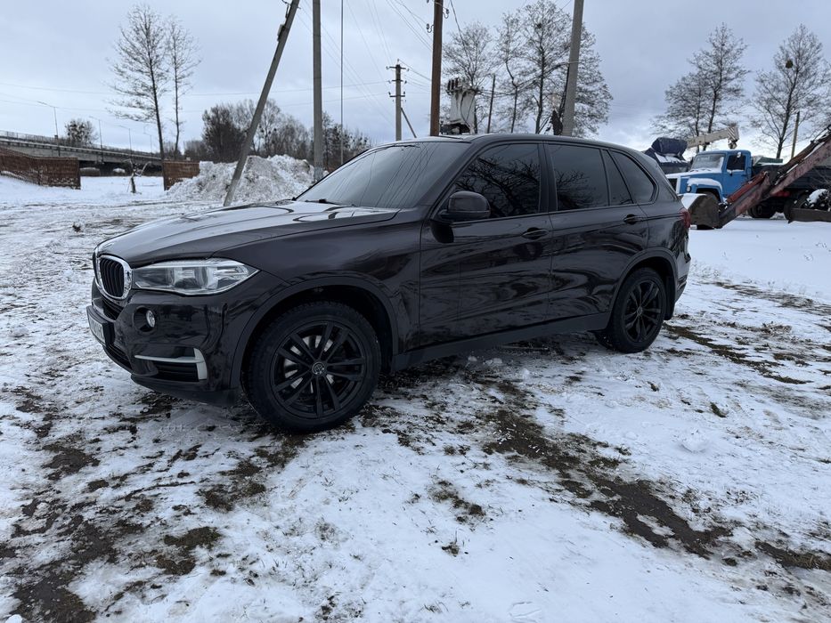 Продам чудовий автомобіль повністю обслужений