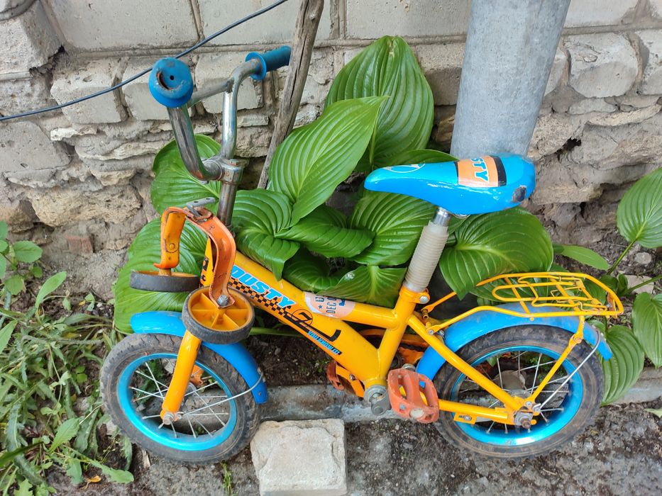 Дитячий детский велосипед з додатковими боковими колесами