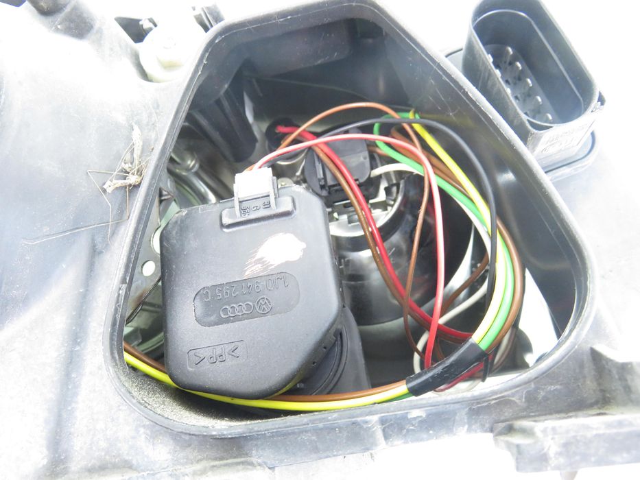 Lampa Lewa Przednia Vw Passat B5 Fl Sedan (3b3)