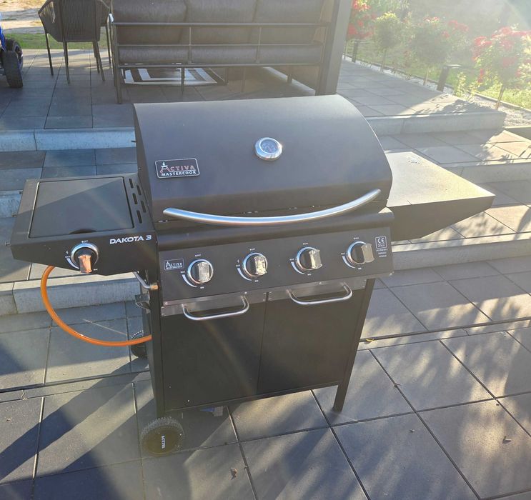 Grill gazowy activia