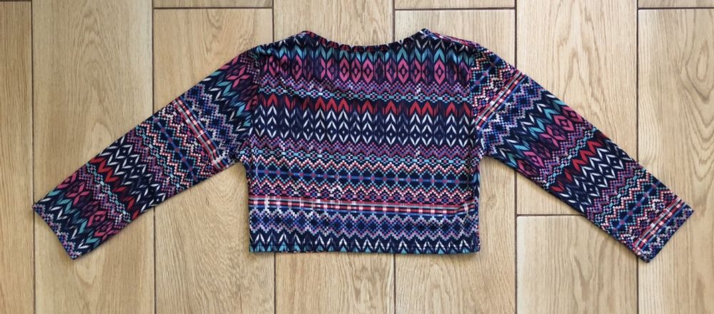 Top z długim rękawem w azteckie wzory AX Paris