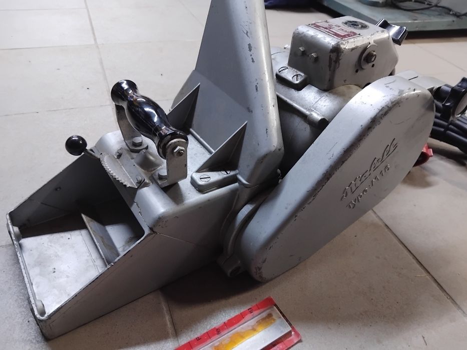 Strug ciesielski MAFEL