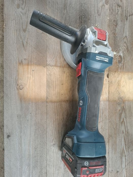 Szlifierka Kątowa Boach GWX18V7