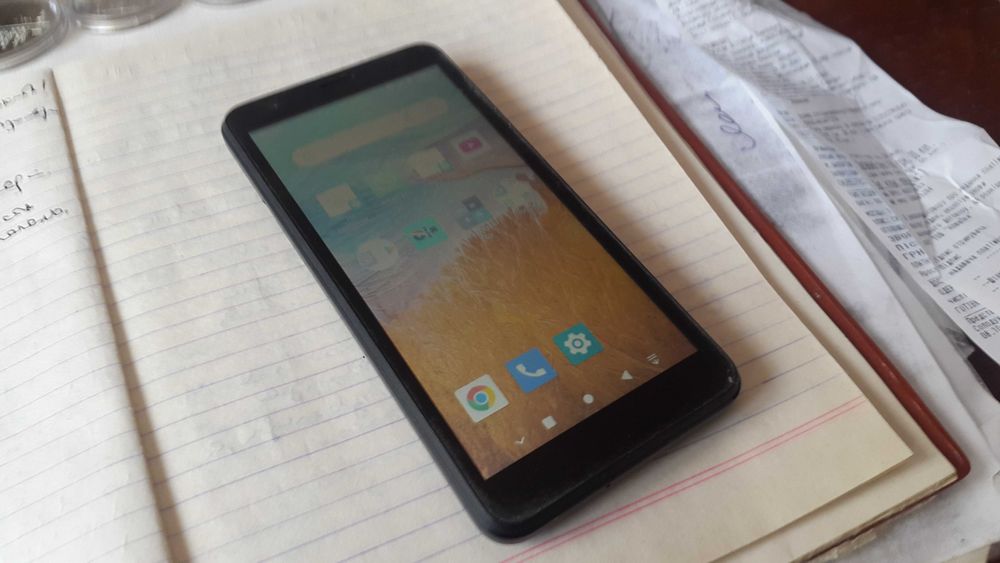 Продам телефон ZTE