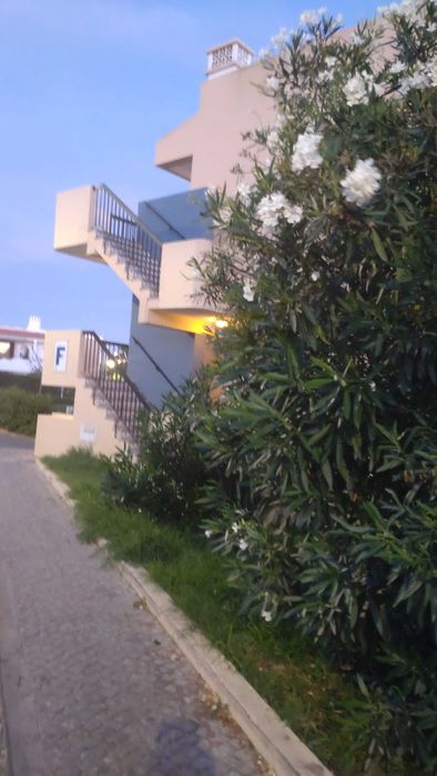 T2 Apartamento Férias em Albufeira a 3 min da Praia do Forte s. João de 6 a 13 Junho
