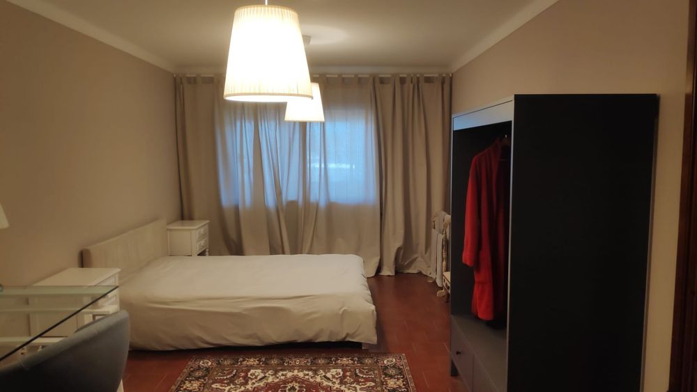 Quarto (Cama +cómoda) Novo