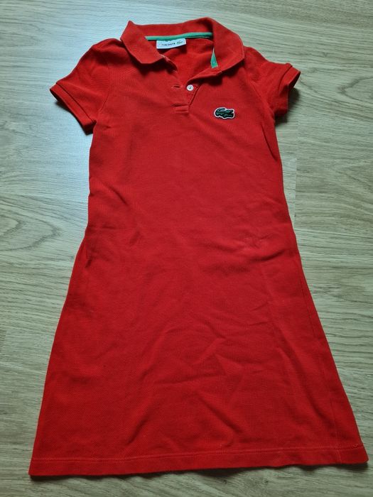 Czerwona sukienka Lacoste