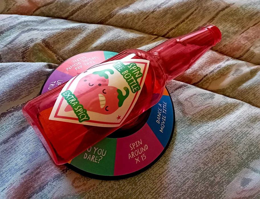 Jogo "Spin the Bottle"