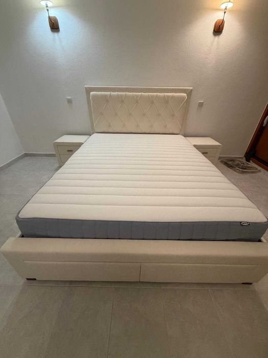 Cama de casal branca com 4 gavetas 160 x 200 cm com 1 mês