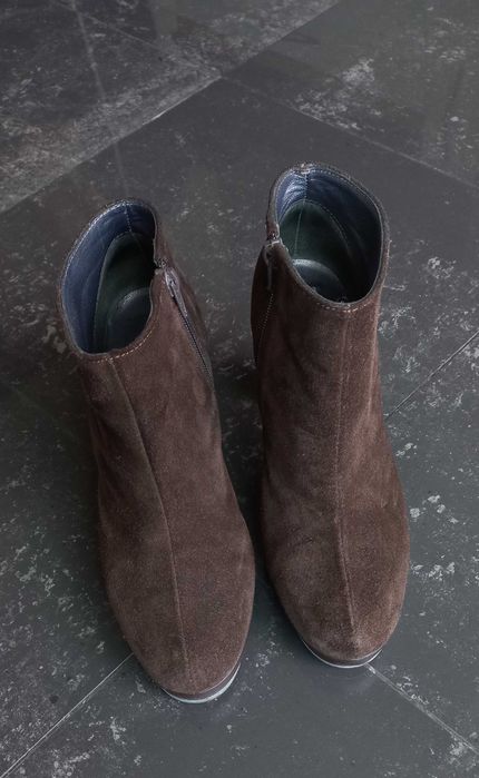 Botins / Botas cano baixo Castanhos Camurça Tam. 37 /38 - Feitos à mão