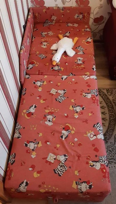 Диван диванчик ліжко дитяче