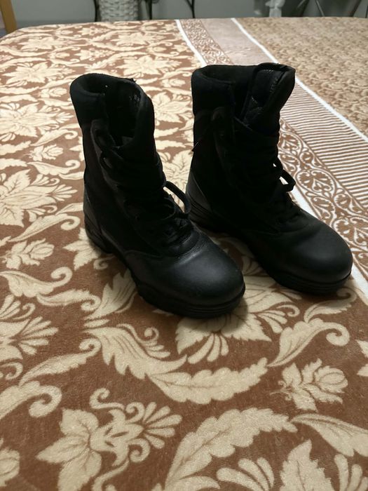 Vendo botas magnum
