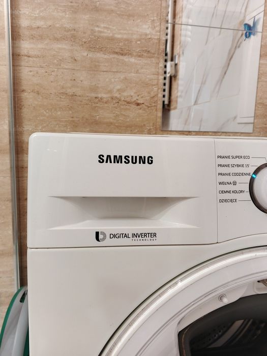 Pralka automatyczna Samsung z funkcją dodawania ubrań  w czasie pran