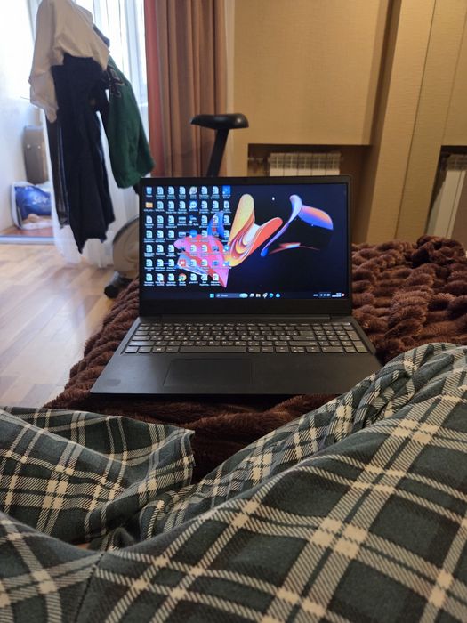 Lenovo IdeaPad S145-15AST ноутбук
