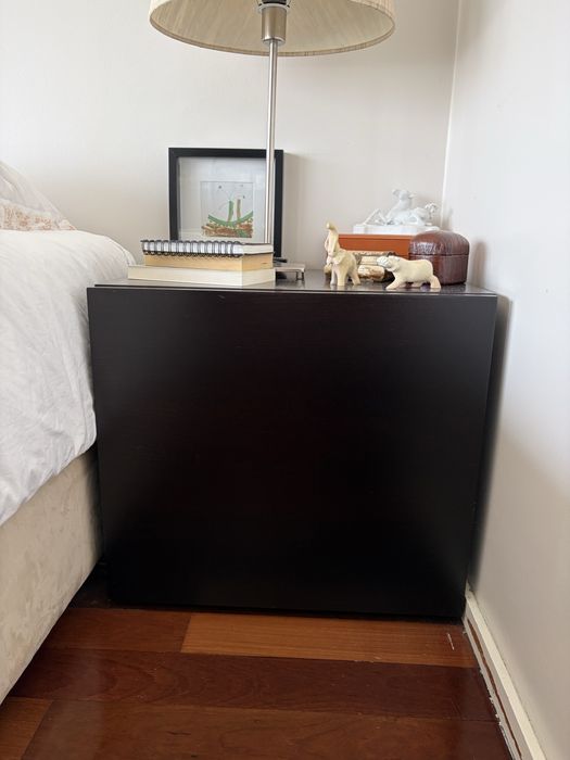Mesa  mesinha de cabeceira
